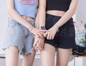 BoBoSocks袜啵啵 – 小安与指甲油：一个女人与颜色的浪漫，图片里看得太过瘾了！
