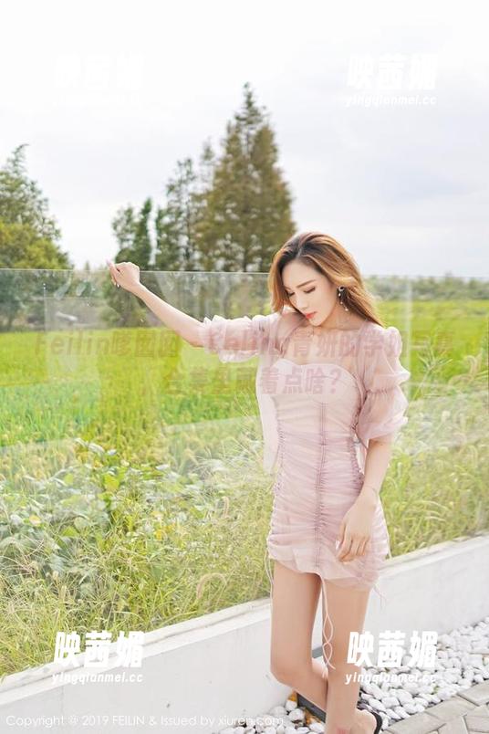 Feilin嗲囡囡-Celina青妍 Feilin嗲囡囡 - Celina青妍的学姐写真,合集里藏着点啥?