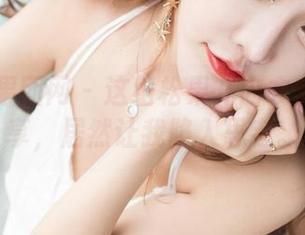 GIRLT果团网 – 这组松果儿内衣套图的分享，居然让我陷入思考。
