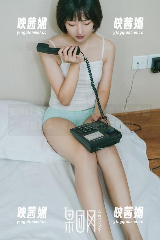 GIRLT果团网 - 空姐角色扮演，龚玥菲的壁纸合集，谁说不能在云端洒脱！