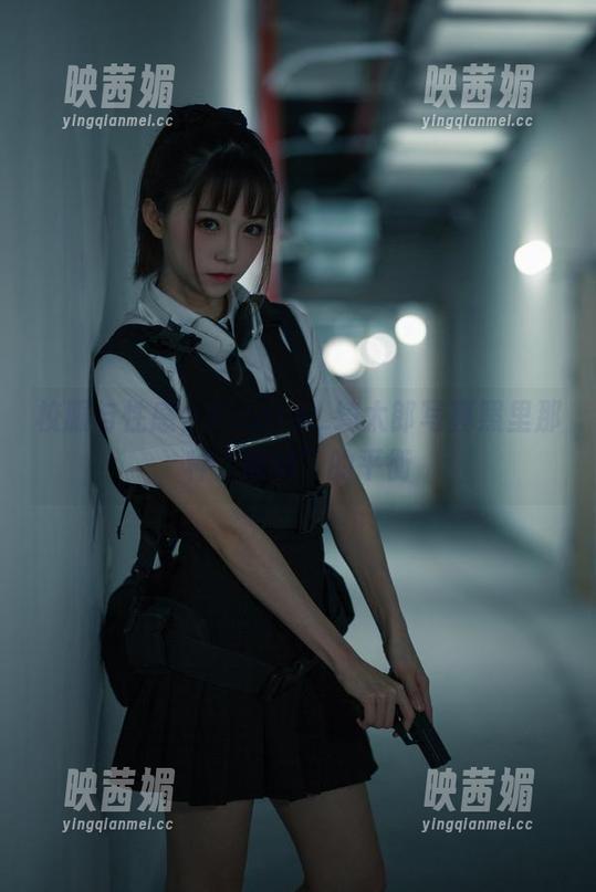 校服与性感，Kitaro_绮太郎写真照里那种“微妙”的平衡