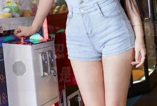MiiTao蜜桃社 – 高清图册里的婚纱，吴凯莉Kelly让你忍不住想要靠近去摸一摸…只是想象哦。