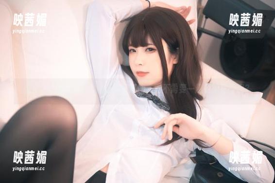 看完Quan冉有点饿这组女王风图，需不需要一趟资源探险呢？
