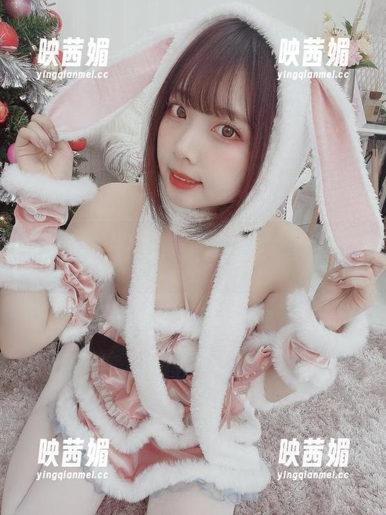 Tomiko(とみこ)的夏日水着合集——我说这打扮是要去海边还是游泳池啊？