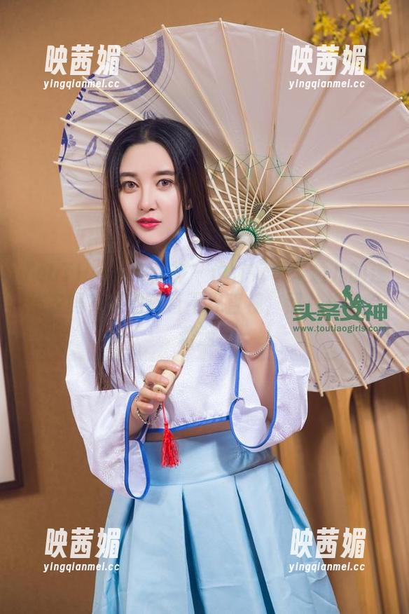TouTiao头条女神 - 说你好奇米粒儿的连体衣吗？原图简直不忍直视，照片却让我着迷...