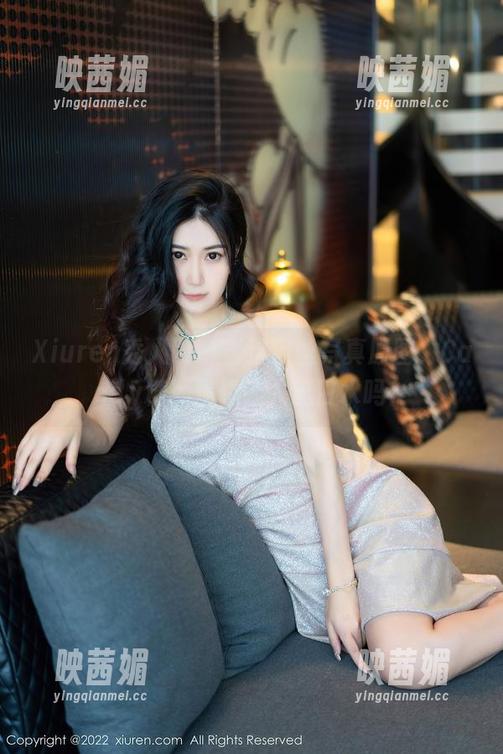 Xiuren秀人网 - 看这肉丝写真原图，Candy糖糖是想让人流口水吗？