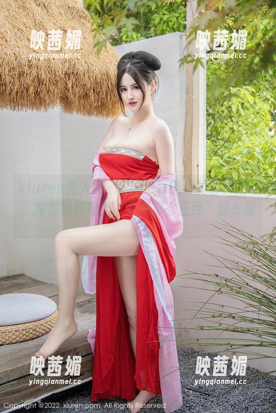 Xiuren秀人网 - Elise谭晓彤的修女定制，教你如何穿上“不是那么正经”的衣服。