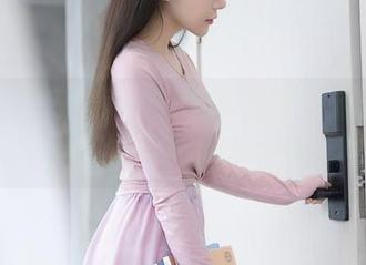 Xiuren秀人网 – UU酱的制服里藏的是谁的校园回忆？图集带你找找看，嘿嘿。