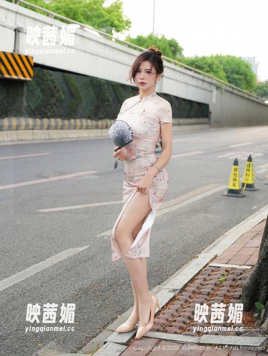 Xiuren秀人网 - 只有久久aimee能把美脚资源拍得这么让人心神荡漾，难道这就是传说中的“脚部文学”？