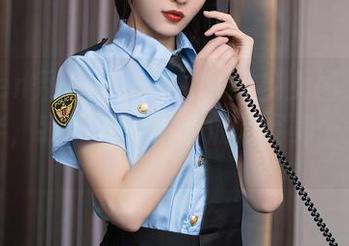 Xiuren秀人网 – 燕甘甘的少女图集：写到一半，我开始模仿她们的姿势…失败了。