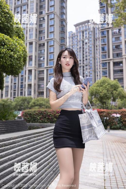 Xiuren秀人网 - 童千艺cara的全套黑色，黑得让我思考...到底何西何东啊？