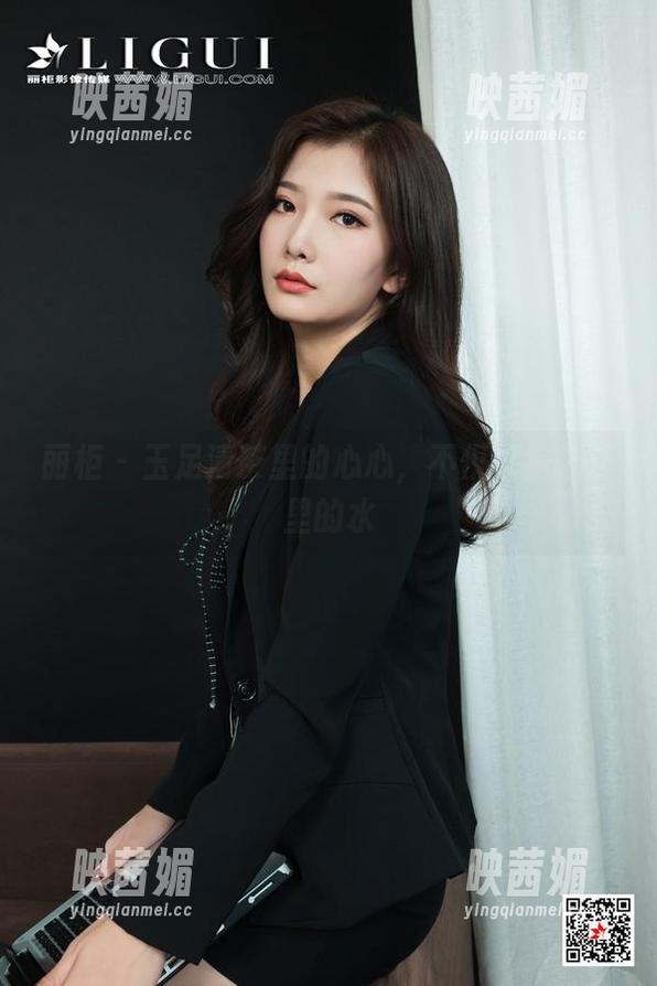 丽柜-心心 丽柜 - 玉足清茶里的心心,不仅仅是杯子里的水