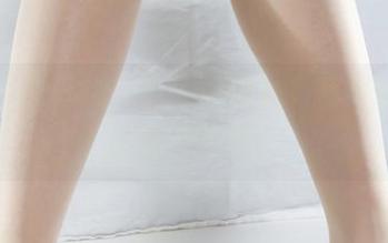 丽柜 – 说真的，怡萱的泳衣写真可以让人微微发热吧？