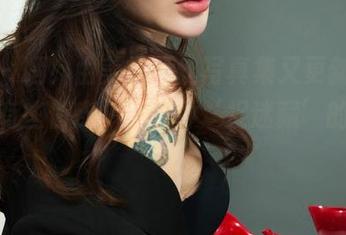 丽柜 – 嘿！由美的蕾丝写真集又更新了，这次有些俏皮，我有种‘捉迷藏’的错觉！
