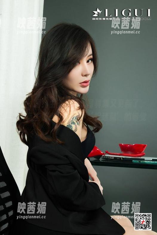 丽柜-由美 丽柜 - 嘿!由美的蕾丝写真集又更新了,这次有些俏皮,我有种‘捉迷藏’的错觉!