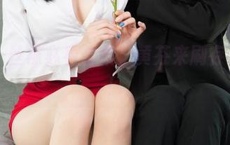 丽柜 – 丝袜必看合集，黄芬来刷存在感啦！