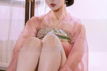 美图在线，云溪溪的绑带内衣究竟能让几多人流口水？