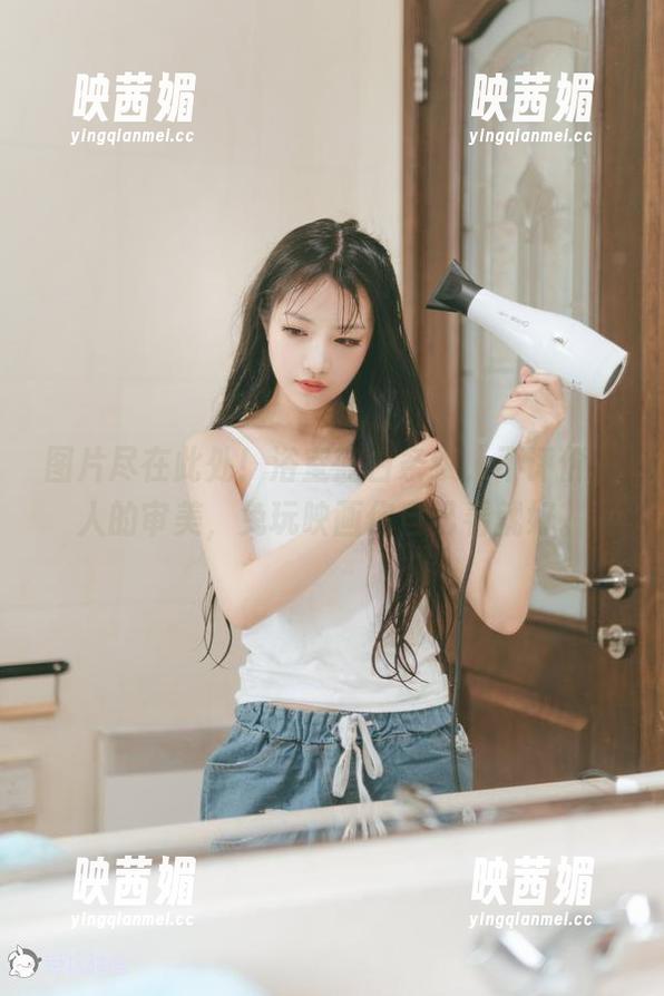 图片尽在此处！浴室蓝白条纹，不评价别人的审美，兔玩映画你自己看就好。