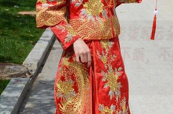 初夏女神 – 精选美图集：柒柒和云朵们的约会，记得每张都要仰望一下哦，不然云会生气！