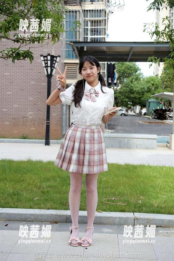初夏女神 - 点点的办公室写真，偷偷发的福利