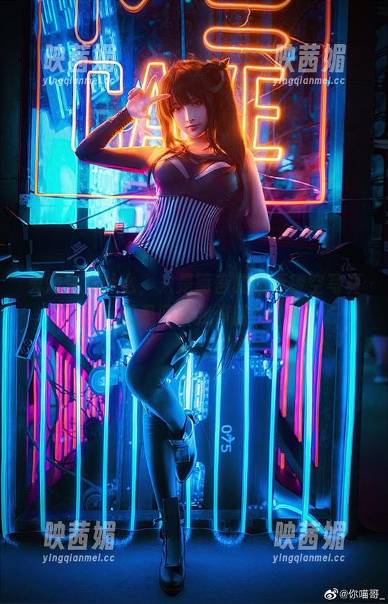 鬼知道为什么，只是简言的高清镂空写真总是吸引我停留！