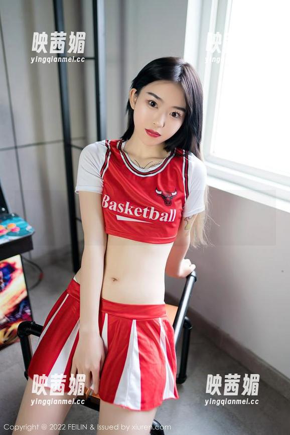 嗲囡囡 - 被顾欣怡的制服美到的几秒，我已经沉溺了