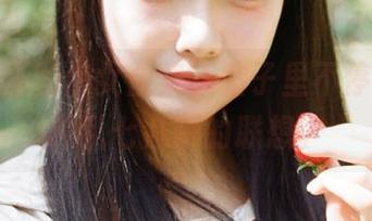 看着嘎潼的修女合集，脑子里不停闪过各种乱七八糟的联想。