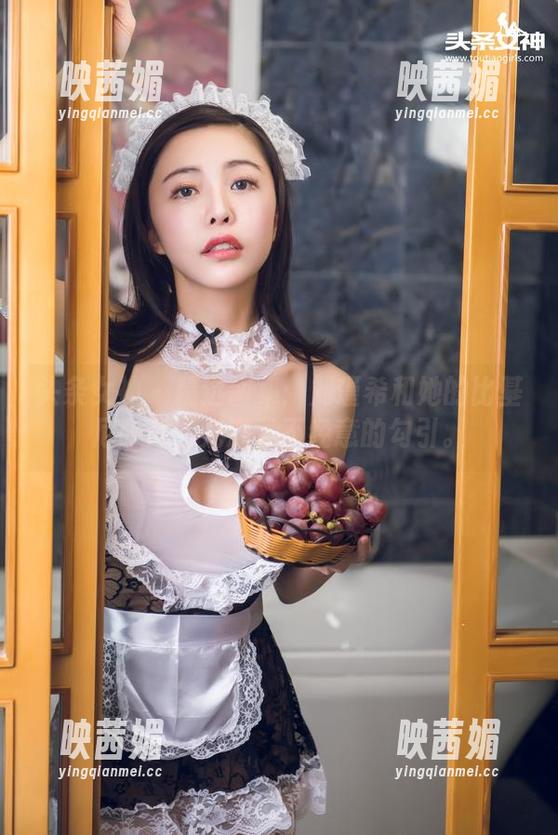 头条女神 - 精选图集：刘瑾希和她的比基尼时光，充满了不经意的勾引。