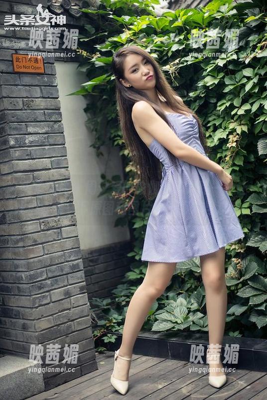 头条女神 - 周夕爱的瑜伽修炼之路——让我们欣赏一下原图和图片中的不易与欢乐！