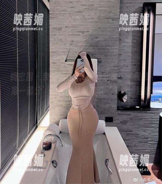微密圈 - 奈斯希希’s美图分享，‘视频-第一部分’的画面就像在说‘来呀，注意我’！