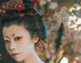 亲民拍摄？奈汐酱Nice黑白写真，免费资源任你挑选，压根不藏着掖着。