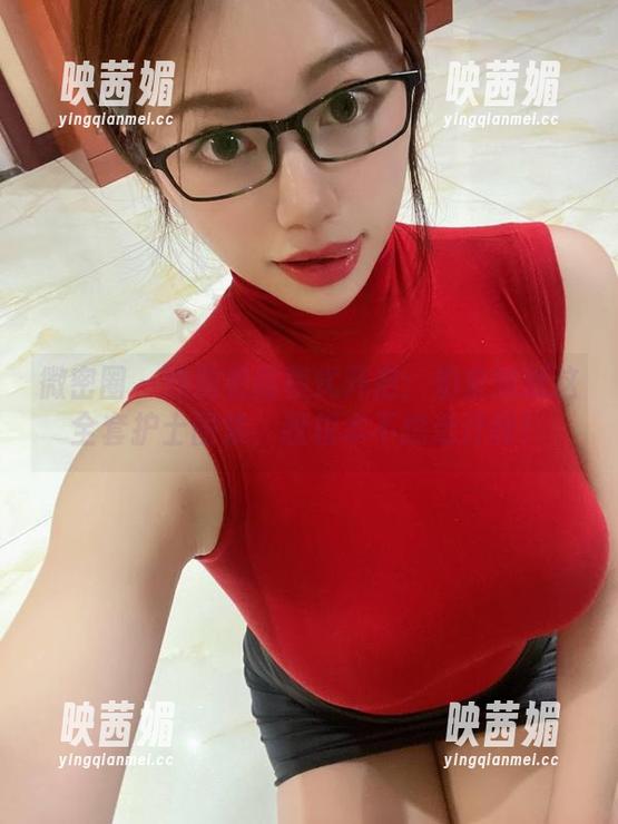 微密圈 - 沙雕看图模式开启：奶宝妹纸这全套护士图集，我根本不想走开啊！