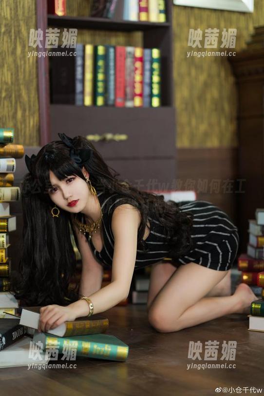 办公室合集：当小仓千代w教你如何在工作时优雅地打瞌睡！