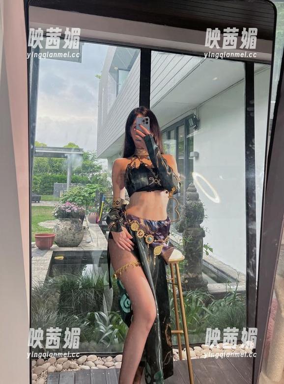 微密圈 - 小玉吃果冻高跟鞋合集——看她如何艰难却优雅地走过每一步。