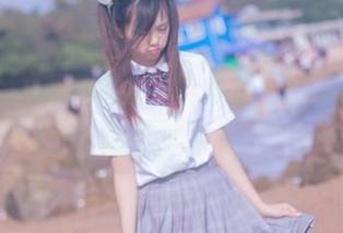 发现小野妹子w的写真作品，自拍也能是动作大片？