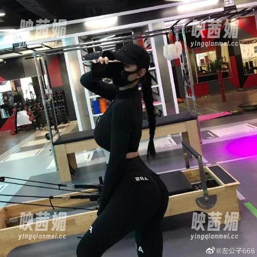 微密圈 - 左公子666私拍，别再纠结奶牛是啥了！