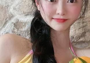 微密圈 – 最新图包警告：左公子666的雪白女人，够你瞧的啦！
