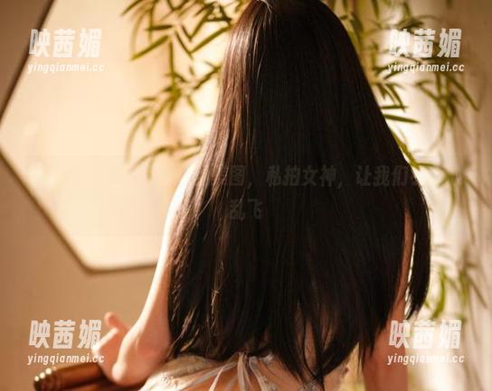 只为巧克力小圆面包的美图，私拍女神，让我们小心心乱飞