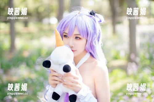 下载礼服图包，让希希_啾告诉你什么叫优雅与随性并存！