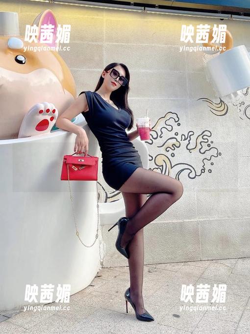 微密圈 - 如梦似幻，张老师的温柔原图合集，探寻那种小小的冲击