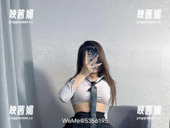 微密圈 - 最新图库哦，桃沢樱呀灵感来源于？对！那件红色细丁的洗衣机！