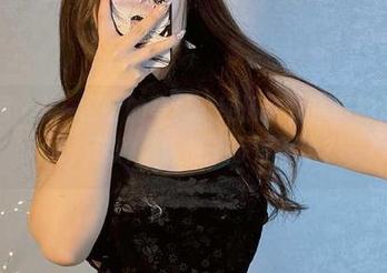 微密圈 – 桃沢樱呀的写真，纯情修女，真的是无圣光，这种“纯情”你信不信？