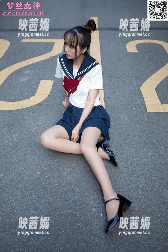 梦丝女神 - 乔儿是怎么把肤色和黑色玩得如此有趣的？原图、图册，快来探个究竟！