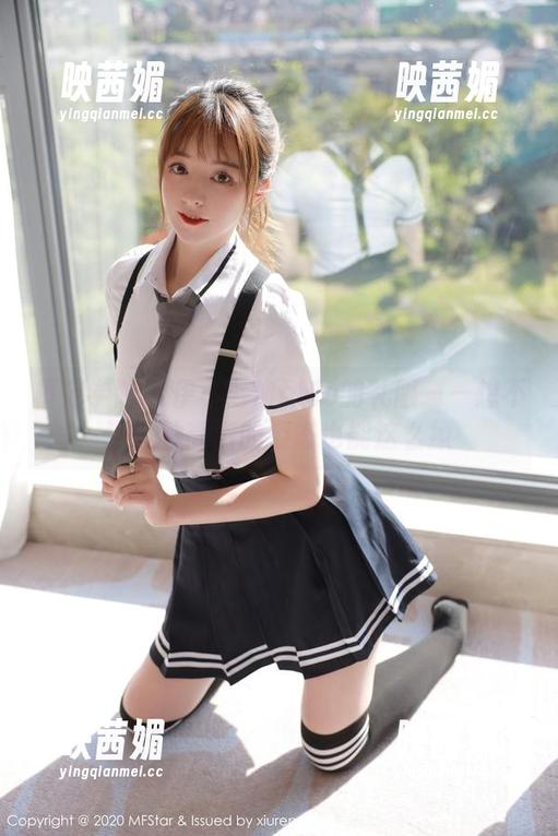 模范学院 - 伊小七MoMo的礼服——想不到这种高清的姿态也能这么撩