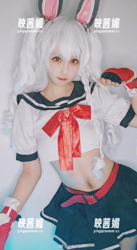 汐兔子探路木之本樱的最新写真集，画面之外似乎藏着无数小故事...