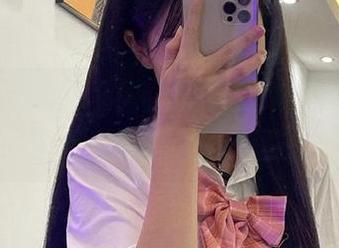 微密圈 – 汤圆可甜了的写真集，海边的样子好像被浪拍了个遍。