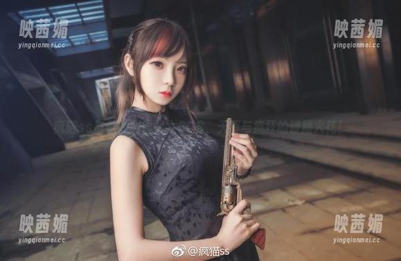 疯猫ss与他的黄昏修女COS，天真与疯狂的碰撞火花！