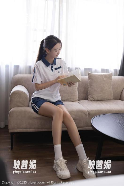 秀人网 - Candy糖糖的红裙合集，为什么我觉得这裙子好像在喊我的名字？
