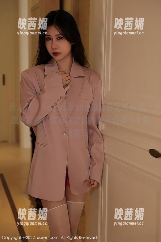 秀人网 - HeyuZhang的粉色写真合集：我敢打赌，你看完之后会疯狂想要一个粉色情节！