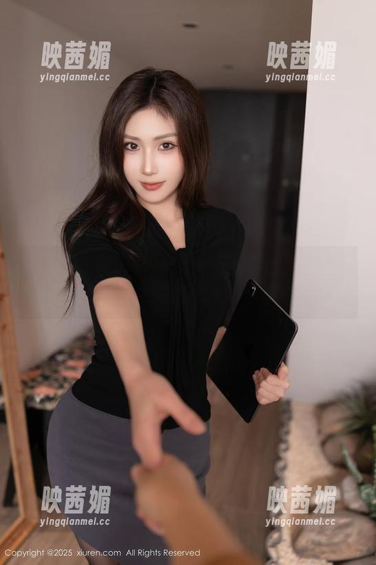 秀人网 - 被Olivia童安琪的黑丝图片晃了眼，偷偷问问这到底是从哪找来的小道？